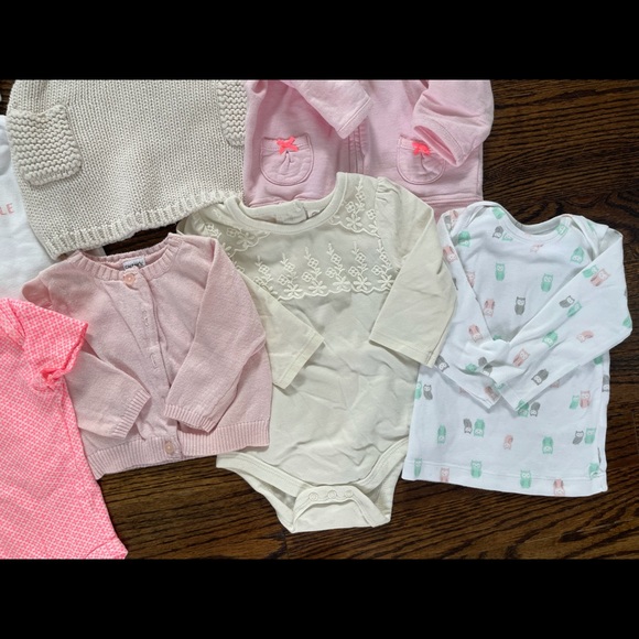 EUC! Lot of 11 Pieces of Baby Clothes! 3-6 Months! - Picture 3 of 8